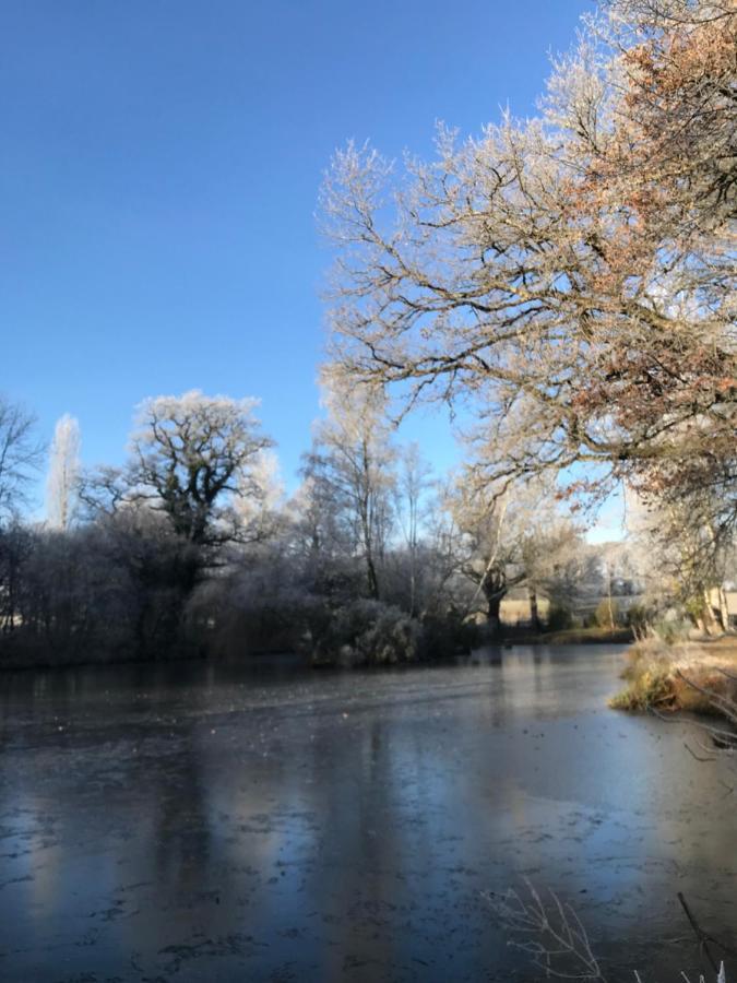 Le Gite Du Petit Renard: A Tranquil Gite With Pool Oradour-Saint-Genest Екстер'єр фото